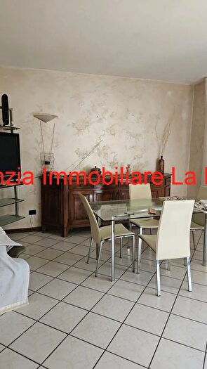 Casa con 7 locali in vendita in Via Cavour, Este
