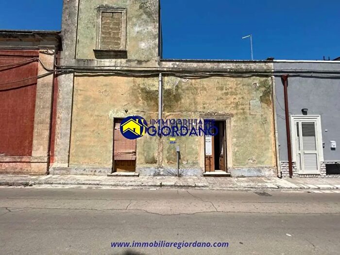 Casa quadrilocale in vendita in Via Mater Gratiae, Squinzano