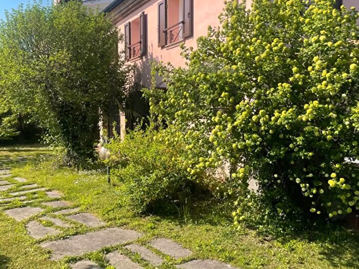 Casa quadrilocale in vendita in V Roma, Quarto DAltino