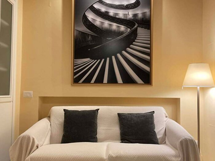 Appartamento bilocale in affitto in Via Cola di Rienzo, Prati, Roma