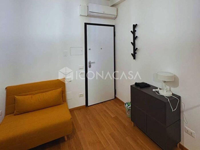 Appartamento monolocale in affitto in Viale Bligny, Bocconi, Milano