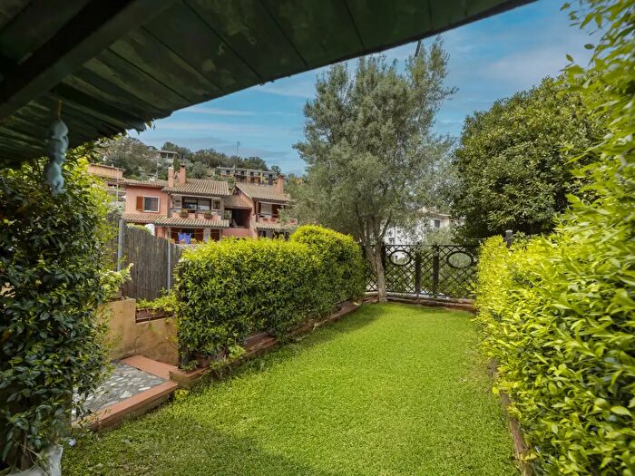 Appartamento con 5 locali in vendita in Via Fosso dell Aiaccia Snc, Monte Argentario