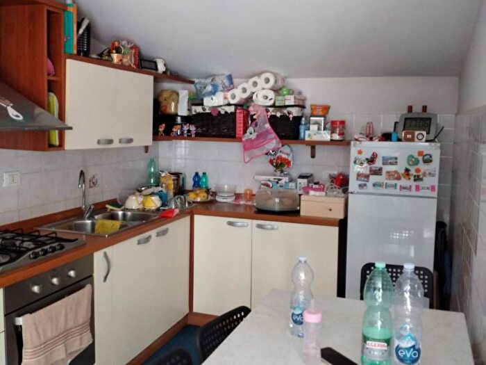Casa bilocale in affitto in Via Vico Viganò, Torre Angela, Roma