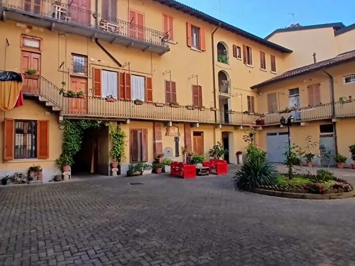 Appartamento monolocale in vendita in Via Camillo Benso di Cavour, Legnano