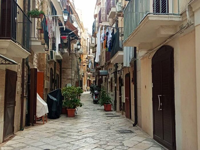 Appartamento bilocale in affitto in Vico San Francesco della Scarpa, San Nicola Borgo Antico, Bari