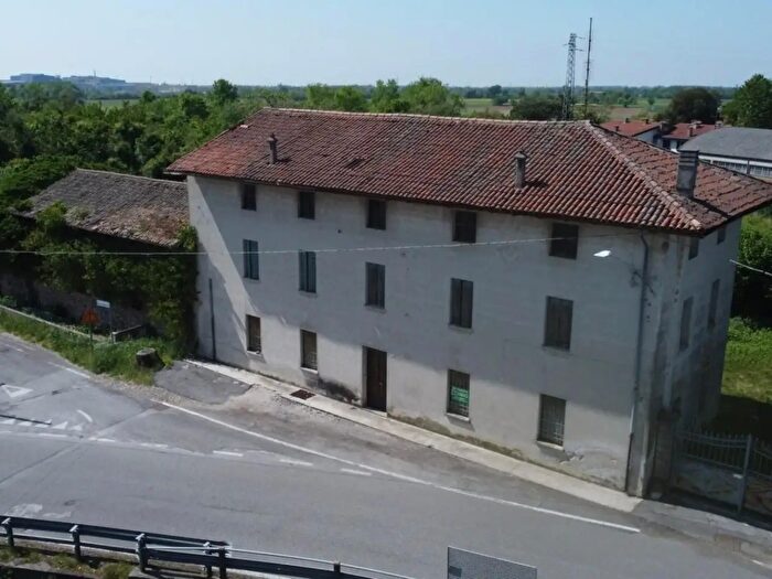 Casa con 6 locali in vendita in Via Veneto, Udine