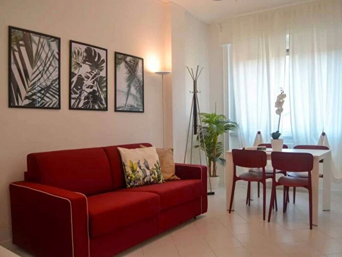 Appartamento bilocale in affitto in Viale Bacchiglione, Corvetto, Milano