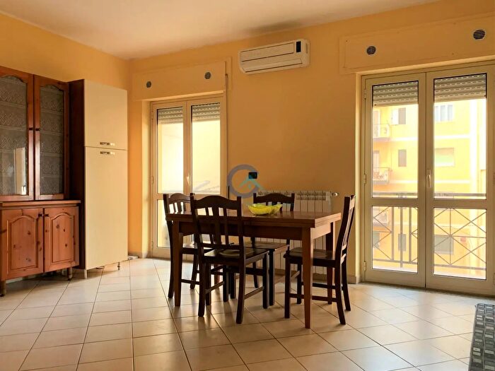Appartamento trilocale in affitto in Catanzaro