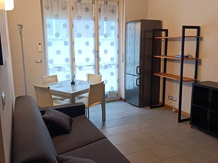 Appartamento in affitto in Via Francesco Morelli, Asti