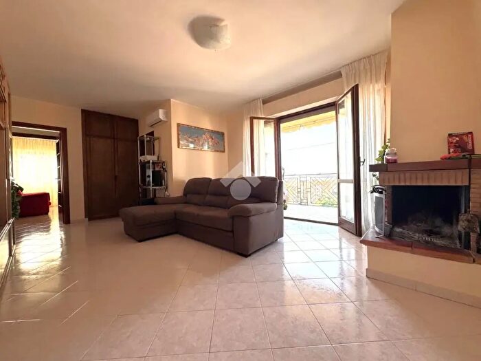 Appartamento con 5 locali in vendita in Via dei Tarquini, Viterbo