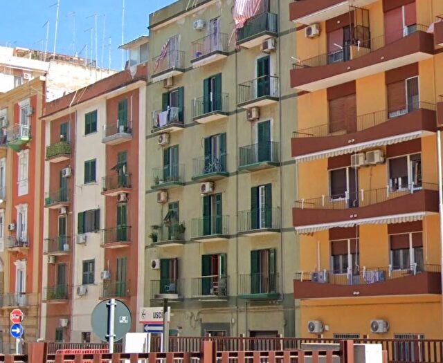 Appartamento trilocale in vendita in Via Tesoro Tre Carrare Taranto Taranto, Taranto