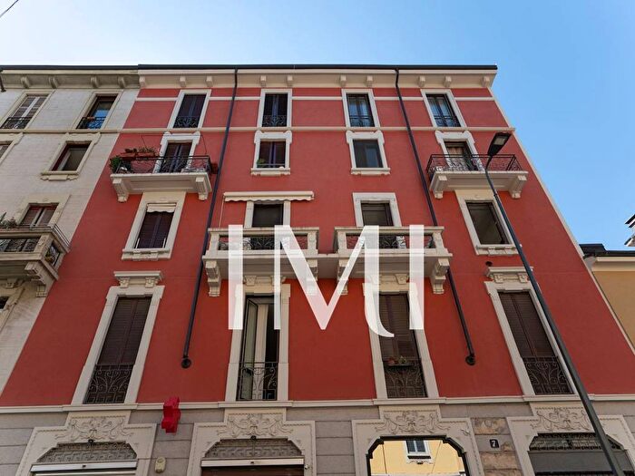 Appartamento bilocale in affitto in Via Nino Oxilia, Pasteur, Milano