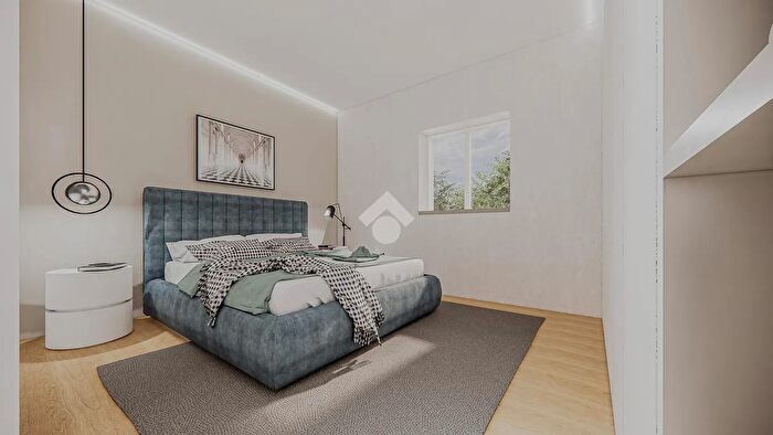 Appartamento trilocale in vendita in Via Emilia Est, Parma