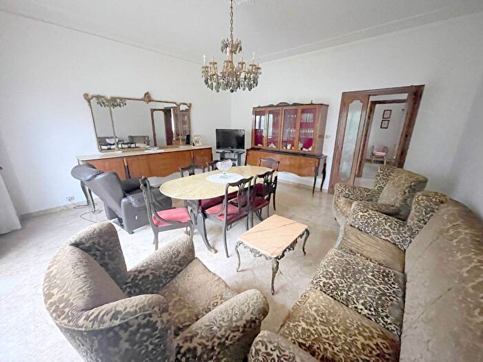 Appartamento quadrilocale in affitto in Via Gian Lorenzo Bernini, Centro, Osimo