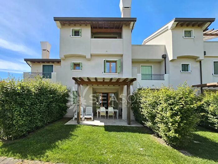 Casa quadrilocale in vendita in Caorle