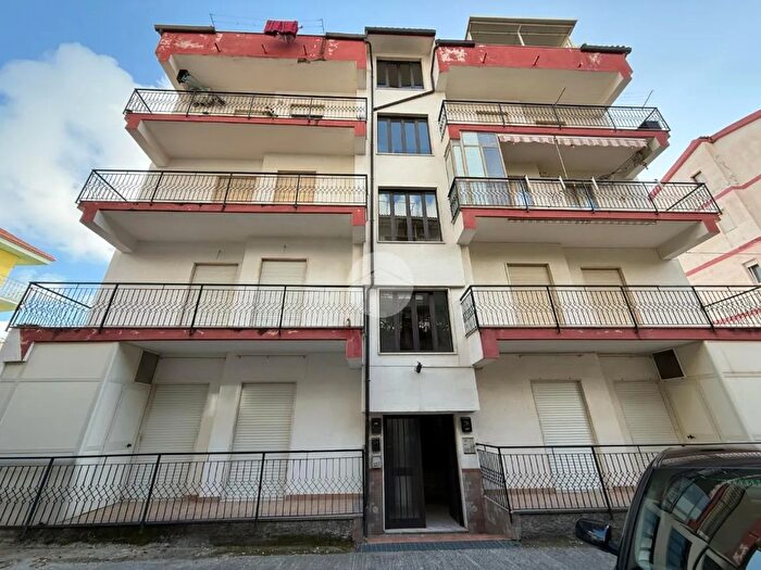 Appartamento bilocale in vendita in Via Dottor Aldo Ordine, Scalea