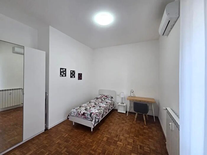 Appartamento bilocale in affitto in Via Papa Giovanni XXIII, Pero