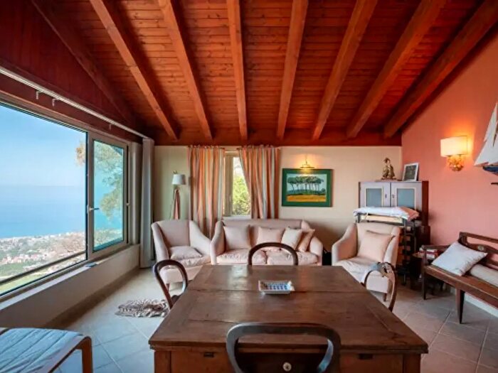 Casa con 5 locali in vendita in Contrada Caria Ferro, Naso