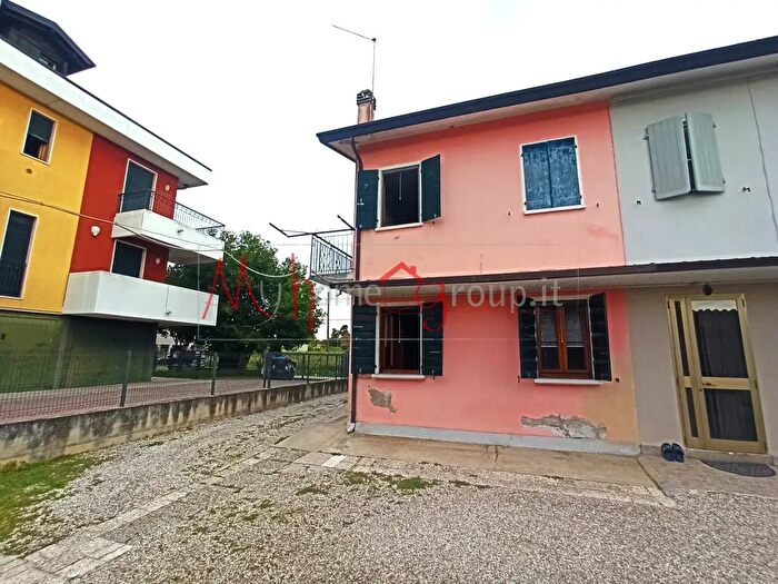 Casa trilocale in vendita in Cavalcavia Mortise, Padova