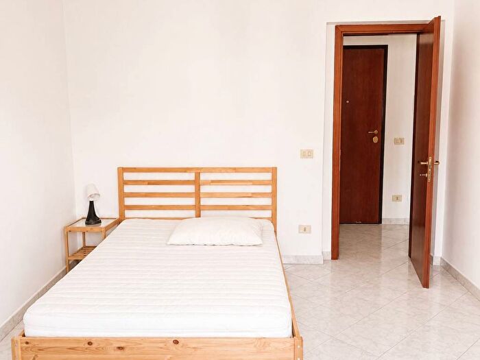 Appartamento trilocale in affitto in Via Padre Placido Riccardi, Cimiano, Milano
