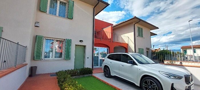 Casa con 6 locali in vendita in Serravalle Pistoiese