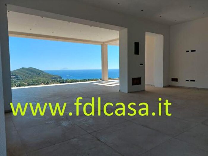Casa con 6 locali in vendita in Strada Provinciale Valdona Lacona Marina di Campo, Capoliveri