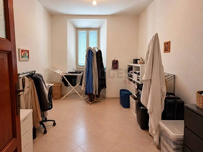 Appartamento quadrilocale in vendita in Via Roma, Figline e Incisa Valdarno