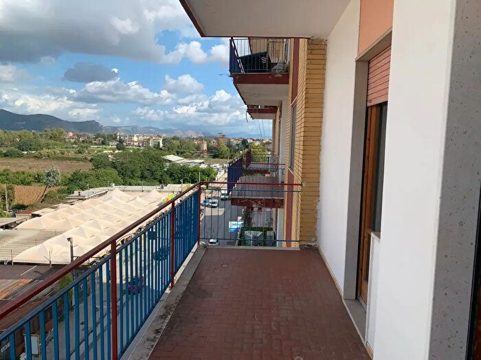 Appartamento quadrilocale in vendita in Via Santa Maria Capua Vetere, Capua