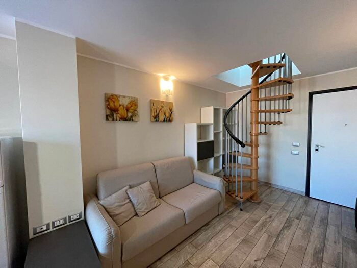 Appartamento bilocale in affitto in Via Oreste Salomone, Viale Ungheria Mecenate, Milano