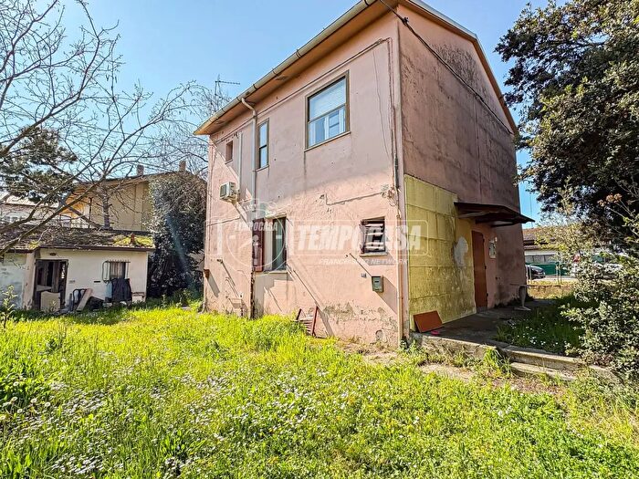 Casa con 5 locali in vendita in Via Tevere Savio, Cervia