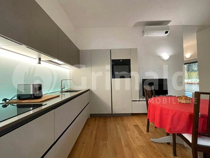 Appartamento bilocale in affitto in Corso di Porta Nuova, Turati, Milano