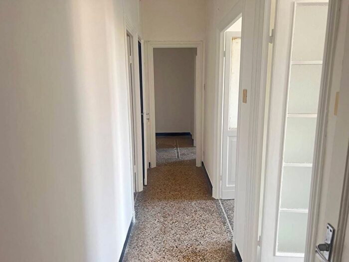 Casa quadrilocale in affitto in Via Alessandro Repetto, San Fruttuoso, Genova