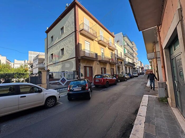 Appartamento quadrilocale in vendita in Via Giovanni Casalino, Triggiano