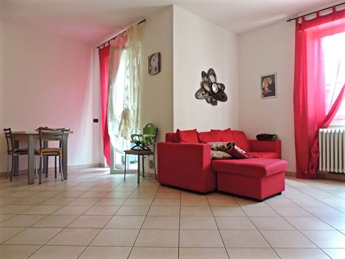 Appartamento trilocale in affitto in Via Gorizia, Centro, Sondrio