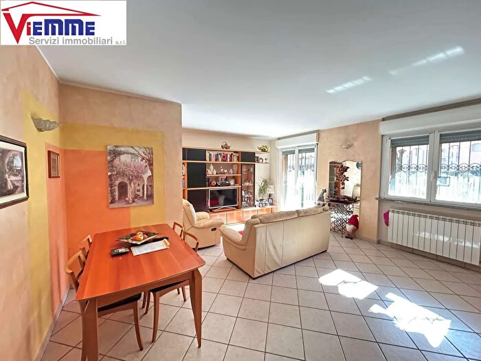 Appartamento trilocale in vendita in Via Enrico Mattei, Gorgonzola