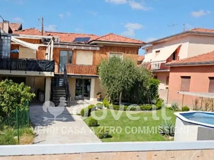 Casa con 5 locali in vendita in Via Leon Battista Alberti B, Cassano Magnago