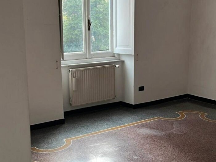 Appartamento con 5 locali in affitto in Via via rossetti, Quarto, Genova