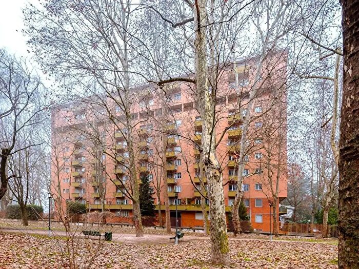 Appartamento bilocale in vendita in Via Cimabue, Milano