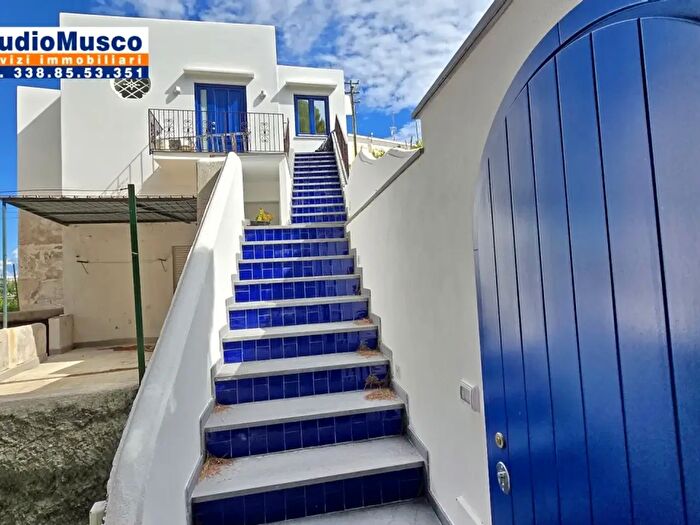 Appartamento bilocale in vendita in Traversa Timpone a, Anacapri