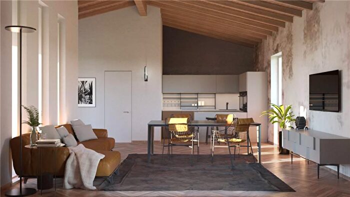 Casa quadrilocale in vendita in Via Valluna, Erbusco