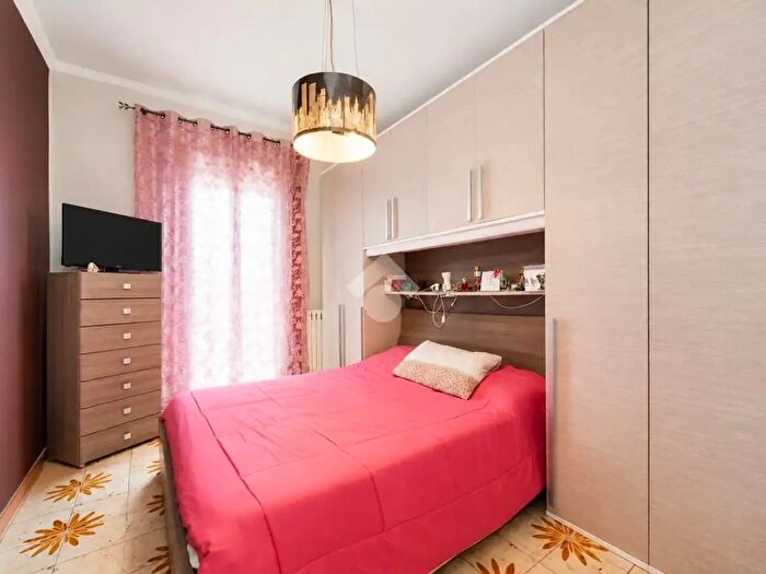 Appartamento quadrilocale in vendita in Via Isonzo, Torino