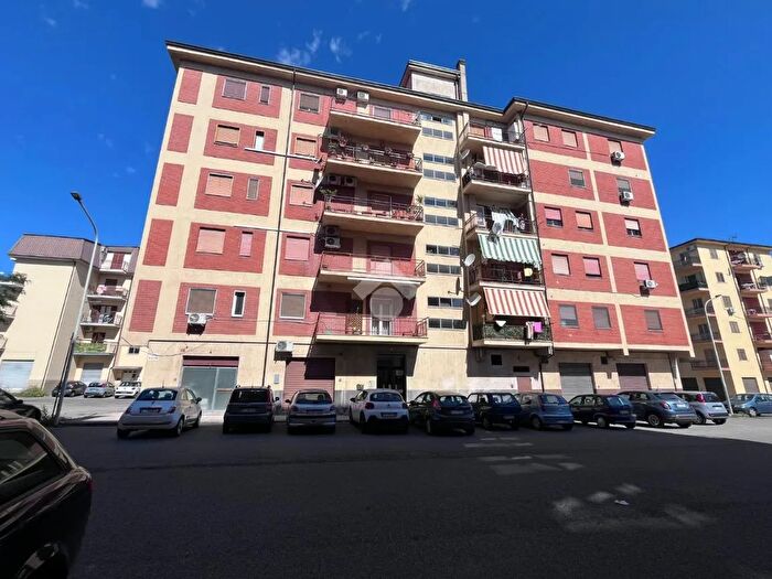 Appartamento trilocale in vendita in Via Tacito, CoriglianoRossano