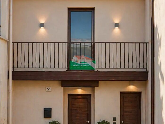 Casa con 10 locali in vendita in Via Montesanto, Ravenna