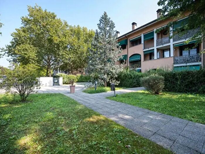 Appartamento quadrilocale in vendita in Via Roggia Renatella, Cernusco Sul Naviglio