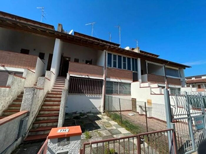 Casa trilocale in affitto in Viale Nuova Zelanda No Number, Lido delle Nazioni, Comacchio