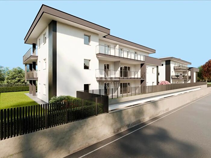 Appartamento quadrilocale in vendita in Viale Lombardia, Bellusco