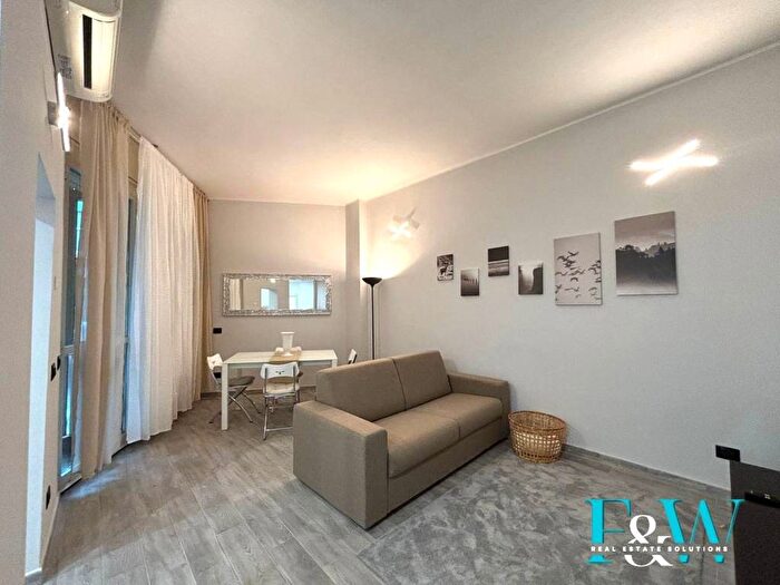 Appartamento bilocale in affitto in Via Luigi Soderini, Bande Nere, Milano