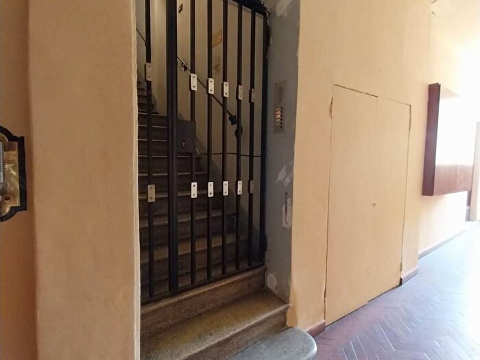 Appartamento con 6 locali in affitto in Via San Felice, San Felice, Bologna