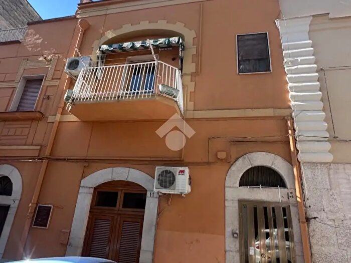 Appartamento trilocale in vendita in Via Luigi Matarrese, Canosa Di Puglia