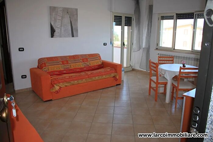 Appartamento con 5 locali in vendita in Via Litoranea Tirrenica Grisolia Cosenza, Santa Maria Del Cedro